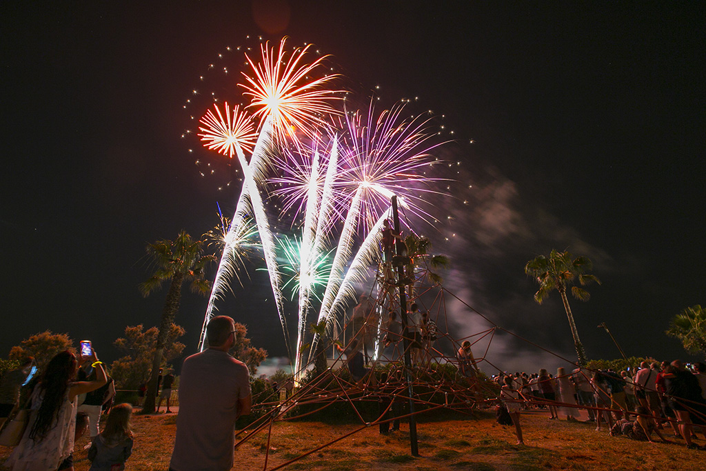 Focs artificials vists des de la platja