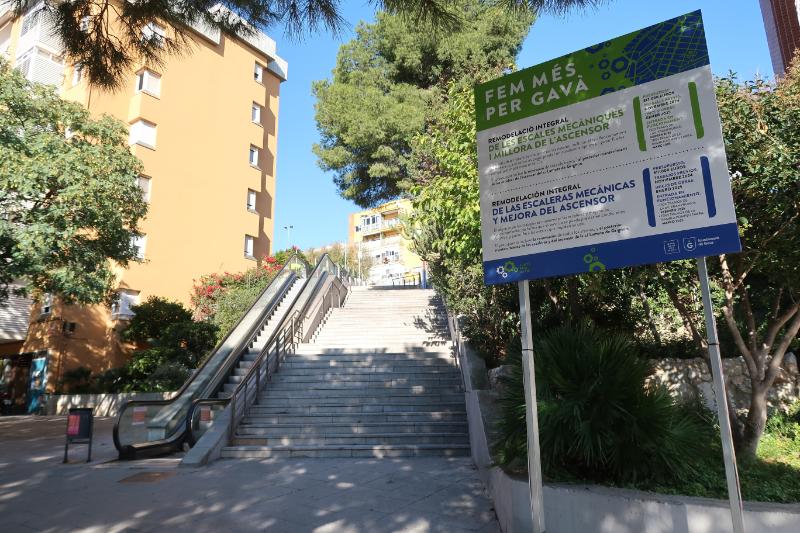 En marcha la renovación de las escaleras mecánicas de Can Tintorer