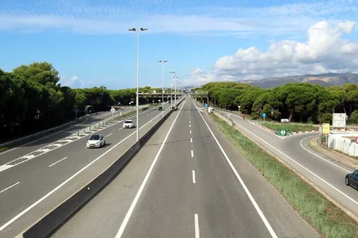 Prova pilot per reduir l’impacte sonor a la C-31 al seu pas per Castelldefels i Gavà