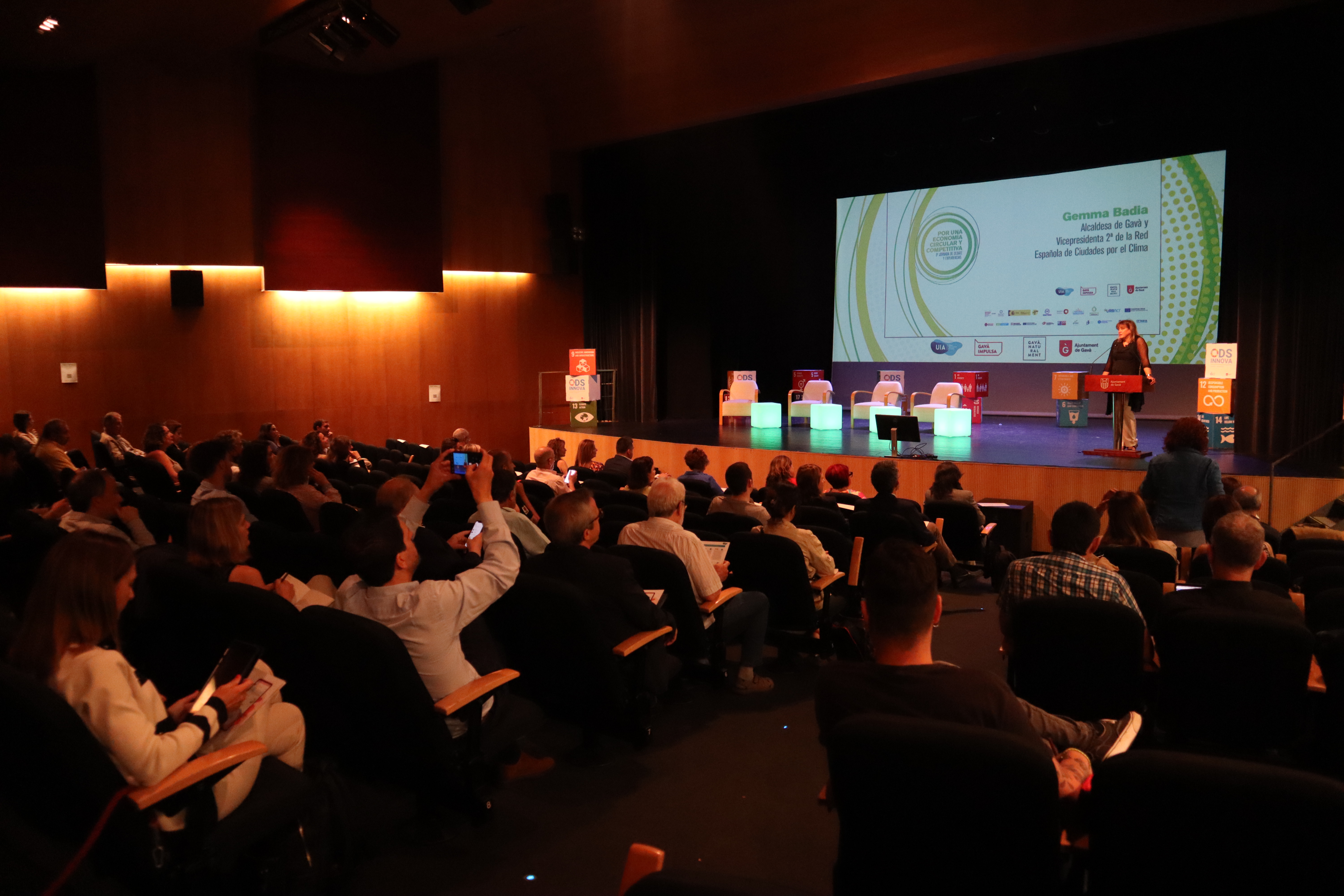 Gavà es reafirma com a referent en sostenibilitat a la cinquena edició de la jornada “Por una Economía Circular y Competitiva”