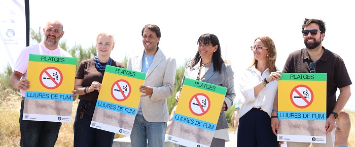 Gavà, un dels 22 municipis que tindrà platges sense fum aquest 2026