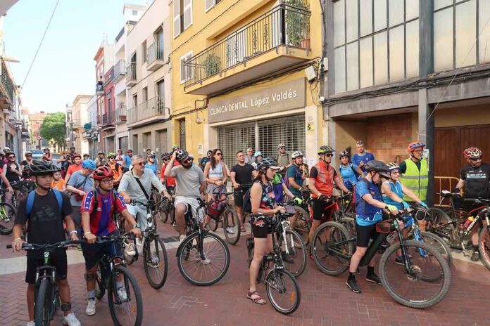 Sessions dirigides de cicling i bicicletada popular