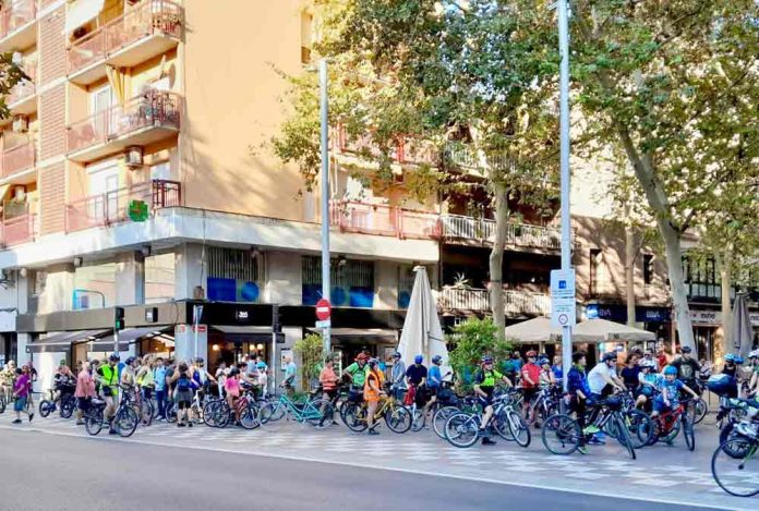 Apunta't a la Baixcicletada, el passeig popular per la comarca